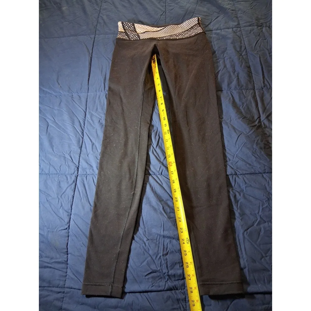 Lululemon Woman's Size 4 Wunder‎ Under High-Rise Tight 28